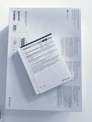 Surface Pro 7 core i5 8G/128G newseal phím và key office
