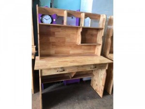Bàn học sinh gỗ cao su