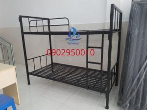 Giường tầng sắt vuông 4