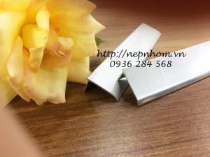 Nẹp nhôm chặn sàn