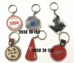 Xưởng sản xuất móc khóa giá rẻ hcm