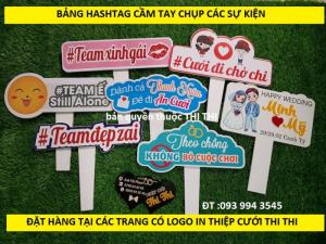 Mẫu Hashtag Cầm Tay Chụp Hình Đám Cưới