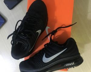 Giày Nike Air Max màu đen