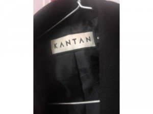 Cần pass blazzer KanTan (kèm theo dây nịt)
