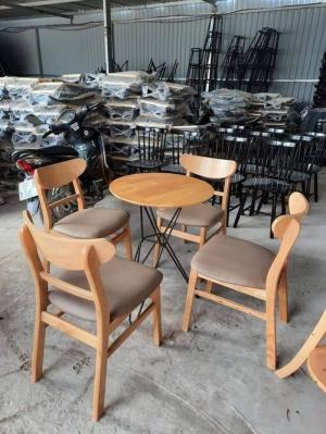 Bộ bàn ghế gỗ hugo giá tại xưỡng
