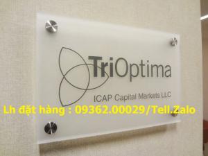 Nhận thi công chữ nổi mica, logo mica gắn quầy lễ tân Mọi sản phẩm của chú