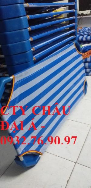 Giuowngf ngủ cho các bé, giường mầm non