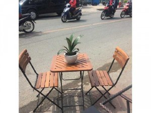 Thanh lý bộ bàn ghế xếp ngoài trời