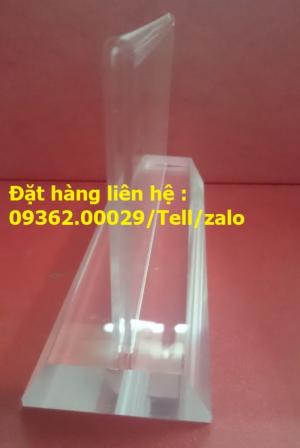 Các loại biển chức danh sử dụng nhiều – giá thành phù hợp