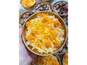 Bánh bông lan sốt bơ trứng muối