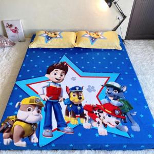 Bộ ga và 2 vỏ gối cotton thấm hút nhiều hình yêu cho bé