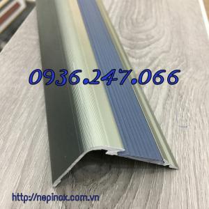 Nẹp TL30 sâm banh mờ