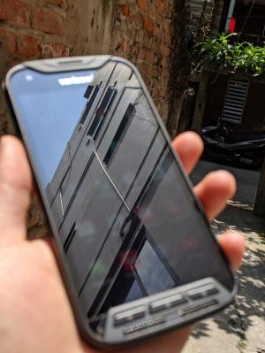 Kyocera Dura Force - Bền bỉ và Chống va đập tốt tại Zinmobile