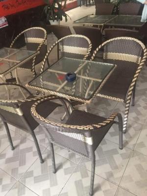 Bàn Ghế Mây Nhựa Với Giá Rẻ Chất Liệu Mây Nhựa Màu Sắc Xuất Xứ Việt Nam..