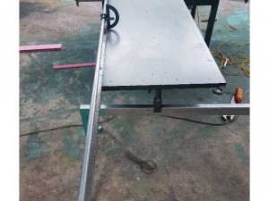 Máy Cắt Nhựa Đài Loan
