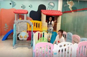 Cầu trượt vận động trong nhà xinh xắn dành cho bé yêu