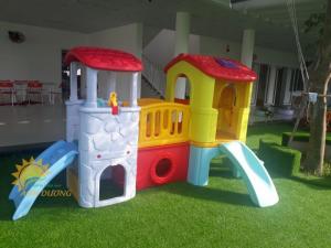 Cầu trượt vận động trong nhà xinh xắn dành cho bé yêu