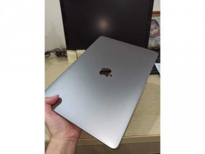 Cần bán macbook pro bản ssd 512g nguyên zin