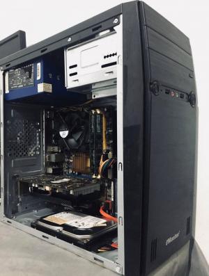 Bộ Asus P5K-E8400-4GB-HD6670 1GB.