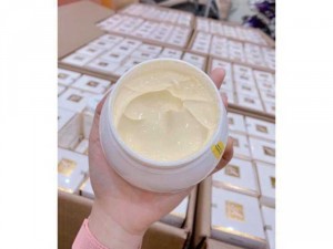 KEM BODY MỀM SIÊU TRẮNG