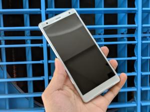 Điện thoại Sony Xperia XZ2 - cấu hình khủng - hiệu năng mượt