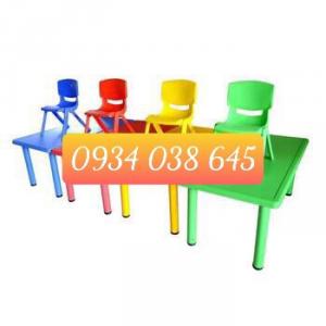 Bàn nhựa mầm non nhập khẩu chữ nhật