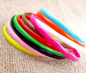 Lô 10 cây cài nhựa bản 0.8cm, giá 50k/10 cây