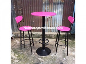 Bộ bàn ghế bar sắt màu hồng