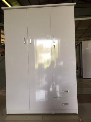 TỦ NHỰA 3 CÁNH NHIỀU NGĂN