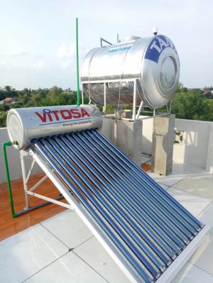 Máy nước nóng năng lượng mặt trời