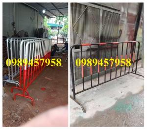 Cung cấp hàng rào di động có bánh xe, hàng rào barie có chốt khóa