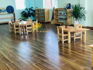 Cung cấp sỉ bàn ghế gỗ trẻ em cho trường lớp mầm non giá rẻ, chất lượng cao