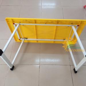 Bàn nhựa gập chân cho trẻ em mầm non giá rẻ, chất lượng cao