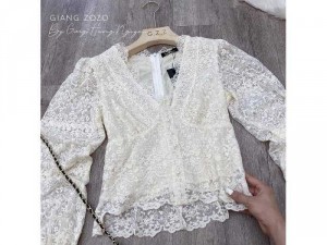 Áo kiểu nữ ren trắng cổ bèo tay dài SC