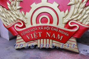 Sản xuất quốc huy bằng composite