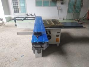 Máy cưa bàn trượt