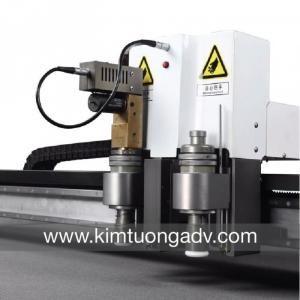 Máy cắt kỹ thuật số AMD - 2516 hai đầu bàn cuộn