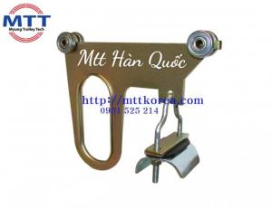 Con lăn dẫn đầu máng ray c cầu trục