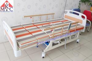 Giường bệnh nhân đa năng MKC-Medical điều khiển điện + cơ Model 2020