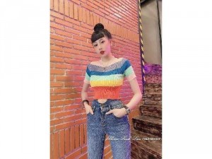 Áo len nữ croptop Quảng Châu sắc màu cầu