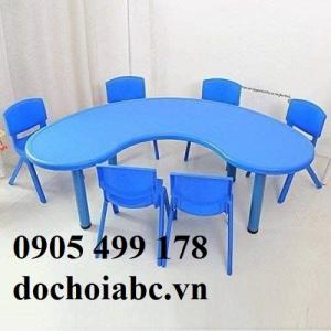 mẫu bàn ghế tại quảng nam