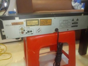 Đầu CD Pioneer PD-104 hàng bãi .