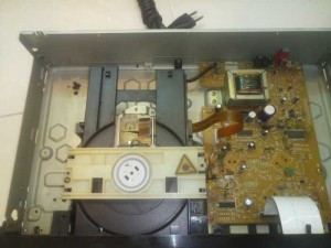 Đầu CD Pioneer PD-104 hàng bãi .