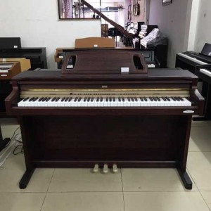 Piano điện KORG-C670