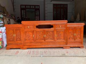 Kệ tivi mõ lồi đồng tiền gỗ hương - Đồ Gỗ Mạnh Mộc