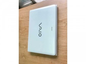 Sony vaio Sve15 core i5-3320M ram 4gb hdd 500gb màn 15,6” cạc hd 4000 tặng phụ kiện