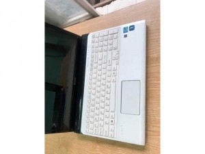 Sony vaio Sve15 core i5-3320M ram 4gb hdd 500gb màn 15,6” cạc hd 4000 tặng phụ kiện