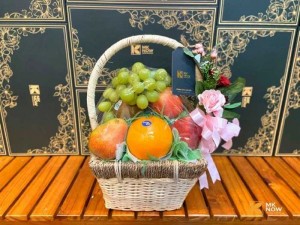 Giỏ trái cây quà tặng 20/10 cho nhân viên nữ - FSNK194