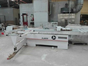 Máy CNC 1 đầu cắt quảng cáo, Máy 1325 đục gỗ bán trả góp tại TPHCM
