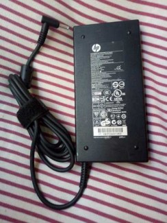 Sạc zin laptop HP 150w (19.5v-7,7A) đầu kim nhỏ dùng cho HP Zbook 15 G3